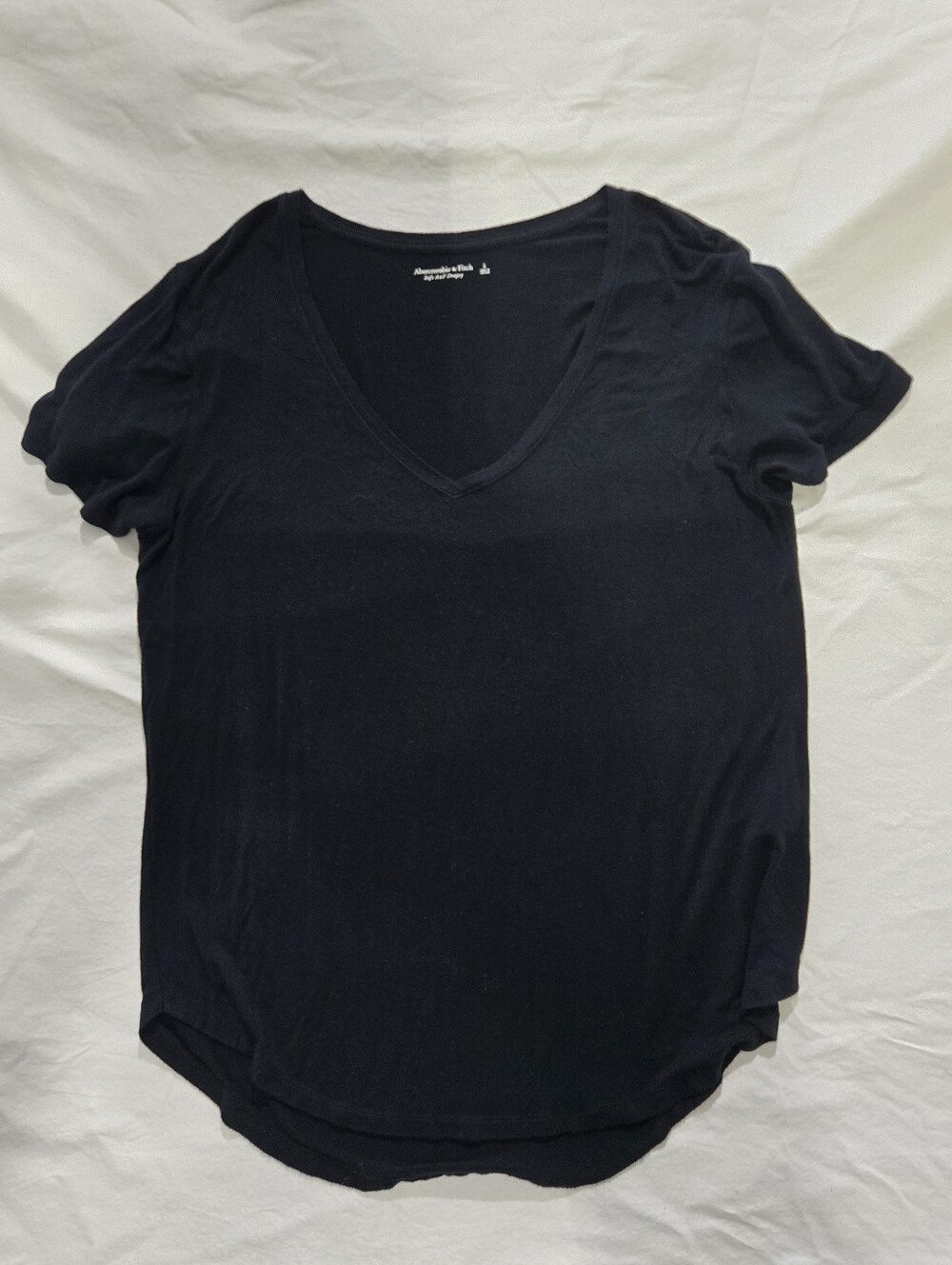Abercrombie & Fitch Black V-Neck Short Sleeve Tee, L